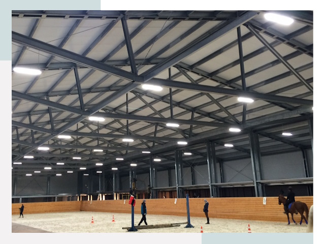 Строительство конных манежей от 614 руб в Ковров